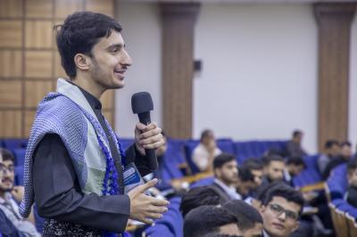 كلية الطب في جامعة العميد تختتم ورشة التعليم الطبي الحديث