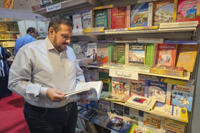 وفد متحف الكفيل يُجري جولة في معرض بغداد الدولي للكتاب لرفد مكتبته المتخصّصة بأحدث الإصدارات العلميّة
