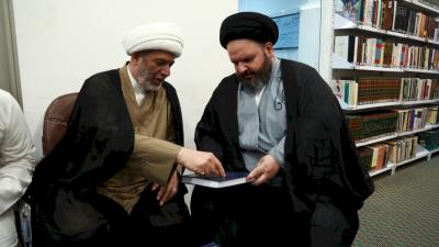 قسم شؤون المعارف يبحث سبل تعزيز التعاون المشترك مع المكتبات التراثية والثقافية في النجف الأشرف