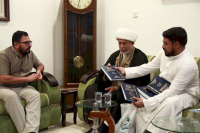 قسم شؤون المعارف يبحث سبل تعزيز التعاون المشترك مع المكتبات التراثية والثقافية في النجف الأشرف