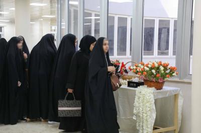 جامعة العميد تحتفي باليوم الجامعي الأول في كلية التربية الأساسية للبنات