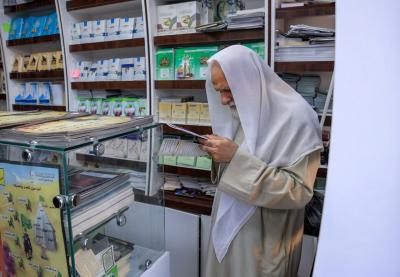 خدمات متنوعة يقدمها قسم الشؤون الدينية للزائرين في ليلة الجمعة