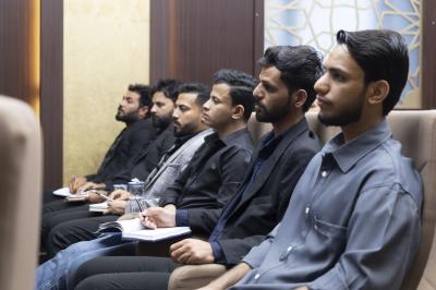 العتبة العباسية المقدسة تنظم ورشة عن فن التفاوض لوفد من محافظة البصرة