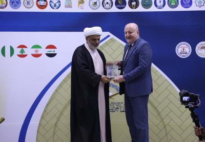 تكريم الجامعات الفائزة ولجنة التحكيم المشاركة في مسابقة النور القرآنية الدولية الجامعية