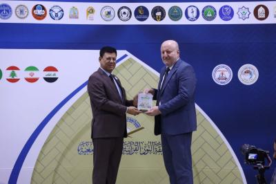 تكريم الجامعات الفائزة ولجنة التحكيم المشاركة في مسابقة النور القرآنية الدولية الجامعية