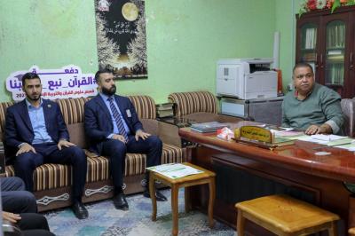 المجمع العلمي يطلق حملة إعلانية في جامعة القادسية للتعريف بفعاليات المشروع القرآني في الجامعات