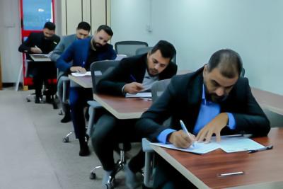 قسم التطوير يختتم الاختبارات النهائية لطلبة أكاديمية التطوير الإداري الخاصة بالمرحلتين الثانية والرابعة
