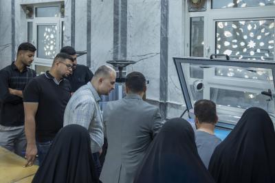 العتبة العباسية المقدسة تنظم دورة لطلبة جامعة الكوفة عن صيانة المخطوطات وترميمها