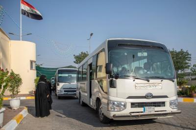 بدء توافد المشاركات في الحفل المركزي لتخرج طالبات الجامعات إلى مجمع الشيخ الكليني (قدس سره)