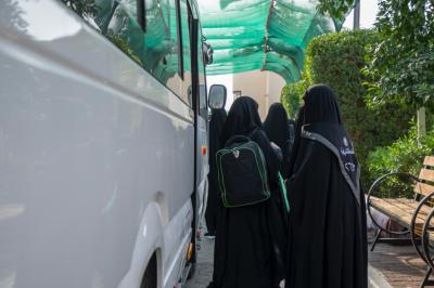 تواصل توافد المشاركات في الحفل المركزي لتخرج طالبات الجامعات إلى مجمع الشيخ الكليني (قدس سره)