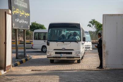 تواصل توافد المشاركات في الحفل المركزي لتخرج طالبات الجامعات إلى مجمع الشيخ الكليني (قدس سره)