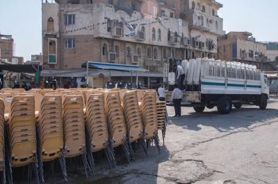اللجنة التحضيرية تضع اللمسات الأخيرة في باب القبلة استعدادًا لانطلاق حفل تخرّج الطالبات