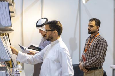 المجمع العلمي يختتم مشاركته في معرض الشارقة الدولي للكتاب بدورته الـ 44