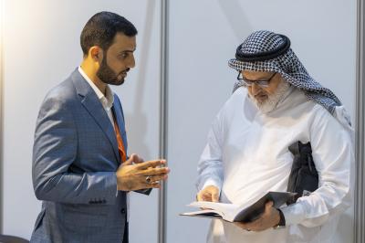 المجمع العلمي يختتم مشاركته في معرض الشارقة الدولي للكتاب بدورته الـ 44