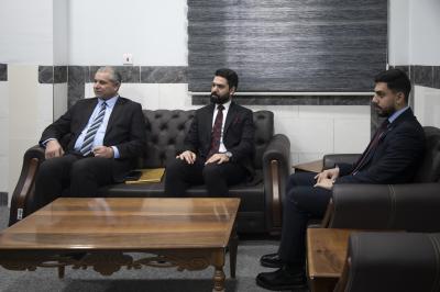 العتبة العباسية المقدسة توقع مذكرة تعاون مع مركز بناء السلام لتطوير التوثيق والدراسات ومناهج حقوق الإنسان
