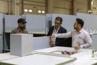 العتبة العباسية المقدسة تشرع بصناعة عارضات مقتنيات متحف العتبة العسكرية المقدسة