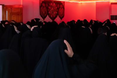 شعبةُ الخطابة الحسينيّة تحيي ذكرى شهادة السيدة الزهراء (عليها السلام) عَبرَ مجلس عزائي