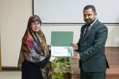 جامعة العميد تكرّم الباحثين المشاركين في مؤتمرها الدولي الثالث للعلوم الطبية