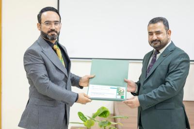 جامعة العميد تكرّم الباحثين المشاركين في مؤتمرها الدولي الثالث للعلوم الطبية