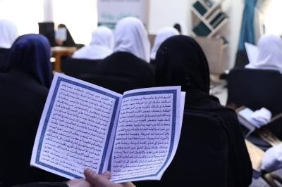 المشاركات في برنامج مناهل روية يشدن بفعالياته الدينية الأسبوعية