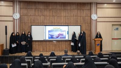جامعة الكفيل تنظم مناظرة علمية لعدد من طالبات المدارس الإعدادية