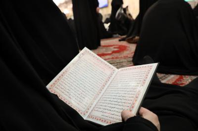 تتضمن زيارة المراقد المقدسة في كربلاء.. معهد القرآن الكريم النسوي ينظم سفرة دينية لطالباته 