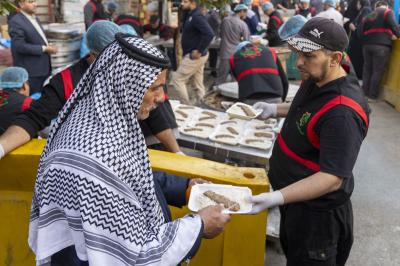 مع بلوغ الزيارة ذروتها.. قسم المضيف يضاعف وجبات الطعام المقدمة للزائرين