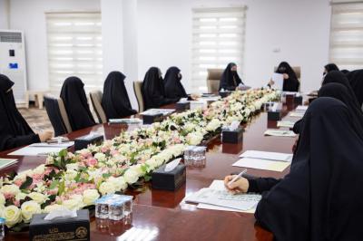 شعبة مدارس الكفيل تعقد اجتماعًا مع منسقات رابطة بنات الكفيل لمناقشة سبل تطوير العمل التطوعي