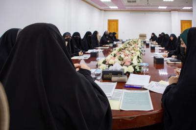 شعبة مدارس الكفيل تعقد اجتماعًا مع منسقات رابطة بنات الكفيل لمناقشة سبل تطوير العمل التطوعي