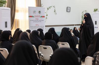 مركز الثقافة الأسرية يقيم مخيمًا توعويًا لنحو 150 مشاركة من ذوي الشهداء