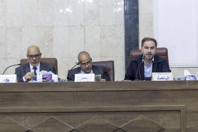 الملتقى العلمي يشهد مناقشة عدد من البحوث عن الخصائص الفكرية والمنهجية لمدرسة الحلة الأصولية
