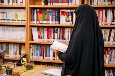 قسم الشؤون الفكرية يستقبل وفدين من جامعة الكوفة ويعرفهم بمشاريعه الثقافية