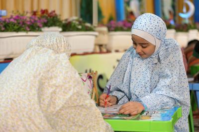 المجمع العلمي يقيم (المرسم الحسيني) ضمن فعاليات برنامج القرآني الصغير