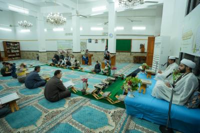 ضمن برنامجه الرمضاني.. المجمَع العلمي يقيم 29 ختمةً قرآنية في النجف الأشرف