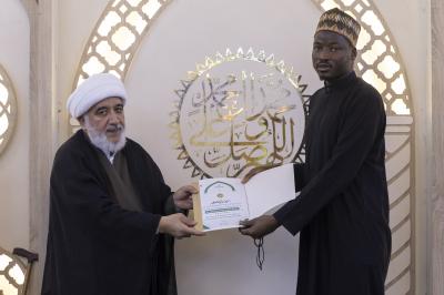 المجمَع العلمي يختتم الختمة القرآنية الرمضانية التعليمية في مقام الإمام المهدي (عجّل الله فرجه)