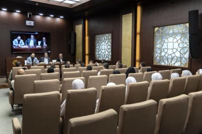 العتبة العباسية المقدسة تنظم برنامجًا ثقافيًّا لوفد من الطلبة العرب والأجانب في جامعة النهرين