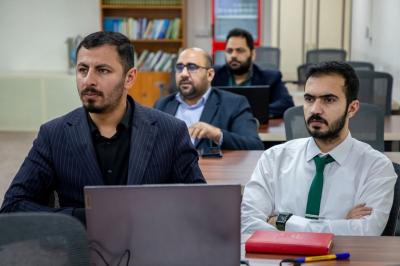 أكاديمية التطوير الإداري تقيم ورشة عن منهجية الإشراف الأكاديمي الفعّال على بحوث الطلبة