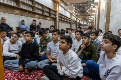 قسم العلاقات العامة ينظم برنامجًا ثقافيًّا لوفد طلابي من متوسطة المسار في كربلاء
