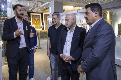وفد ثقافي عراقي يطّلع على مقتنيات متحف الكفيل ونفائسه ويشيد بطرائق عرضها