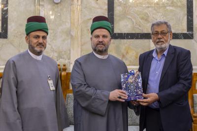 عبر منافذ العتبة العباسية المقدسة.. ممثّلية مواكب المثنى تشارك بالتبرّع للشعبين الإيراني واللبناني