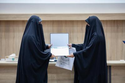 تكريم إدارات المدارس المشاركة في مسابقة بصائر العلم الوطنية الأولى