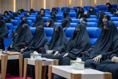 تكريم إدارات المدارس المشاركة في مسابقة بصائر العلم الوطنية الأولى