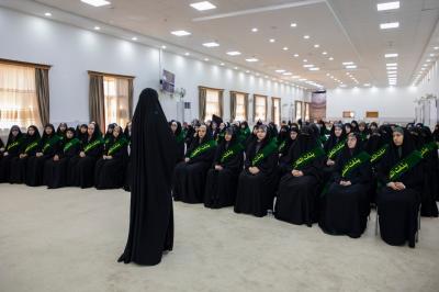 شعبة مدارس الكفيل النسوية تنظّم برنامجًا ثقافياً للمشاركات في دورة  إعداد خادمات الكفيل