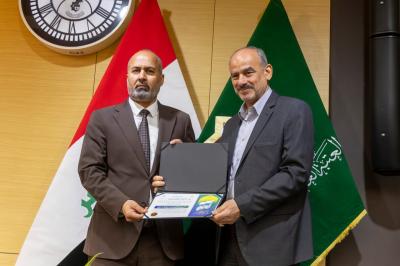 العتبة العباسية المقدسة تكرم المشاركين في مؤتمر فتاوى الدفاع المقدسة العلمي الدولي السابع