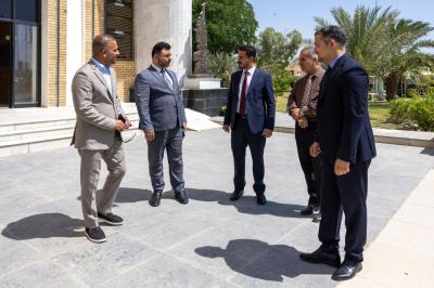 قسم العلاقات العامة يناقش مع جامعة كربلاء إقامة مراسم رفع راية الحزن داخل الجامعة