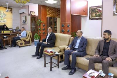 جامعة العميد تبحث مع مستشفى الهندية العام تعزيز التعاون في مجال تدريب الطلبة