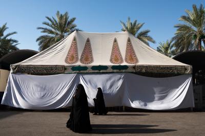 حين يغدو الحزن فنّاً: رحلة مسرح التعزية (التشابيه) من الشارع إلى الخشبة