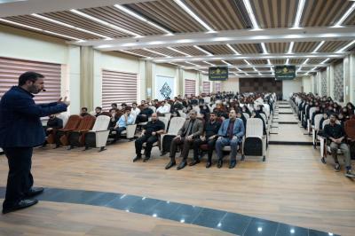 جامعة العميد تنظّم ورشةً تدريبية بعنوان الاستخدام الرشيد للأدوية في المفارز الطبّية