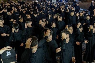موكبُ أشبالِ الطفّ: حين تُفطَمُ الطفولةُ على حبِّ الحسينِ (عليه السلام)