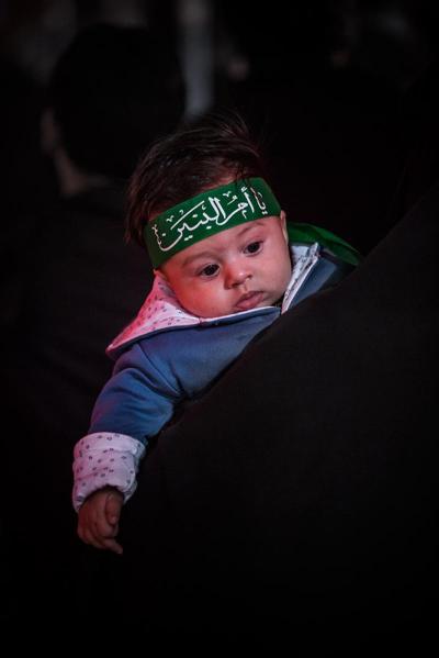 ليلةٌ تُطفأ فيها المصابيح وتتكلم الذاكرة: كربلاء في وحشة ما بعد الفاجعة